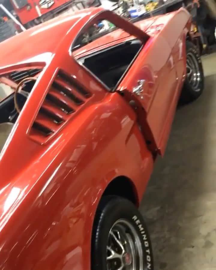 ファンクマスター・フレックスのインスタグラム：「While we got time off we finishing these muscle cars! Bobby / Paul working on Maria’s #66mustang! @cjponyparts shipped stuff over! @cmb.collision did the paint! @gillininteriors on stand by! @hotchkis suspension ready! @wheelvintiques got the wheels on the way! WHATS YOUR FAVORITE MUSCLE CAR?」