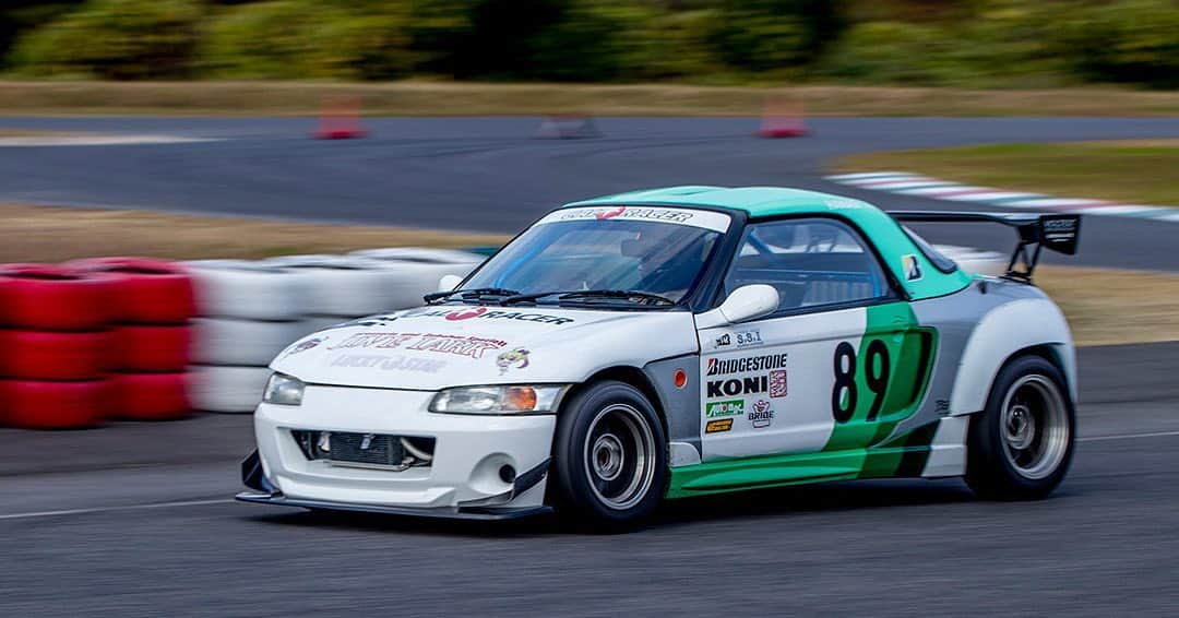 mistbahnさんのインスタグラム写真 - (mistbahnInstagram)「_ Automac = NANYARA AUTO Honda BEAT _ Shot on 25-Nov 2018 "HAOC(Honda Accord Owners Club) Track day" at SUZUKA TWIN Circuit (One track in SUZUKA) _ _ car: Automac = NANYARA AUTO No.89 photo: @mistbahn _ _ JP) 2018年11月25日、鈴鹿ツインサーキットで開催の「HAOC(ホンダ・アコード・オーナーズクラブ)走行会」で撮影。 旧オートマック、現ナンヤラオートの89号車。 _ _ #haoc #hondaaccordownersclub #suzukatwin #suzukatwincircuit #鈴鹿ツインサーキット #hondabeat #hondabeatpp1 #pp1beat #ホンダビート #pp1 #beatpp1 #trackcar #trackday #automac #nanyaraauto #オートマック #ナンヤラオート #timeattack #timeattackjapan #kcar #keicar #軽自動車 #voltexracing #hayashiracing #konishocks #brideseats #hondasontrack」4月5日 5時56分 - mistbahn