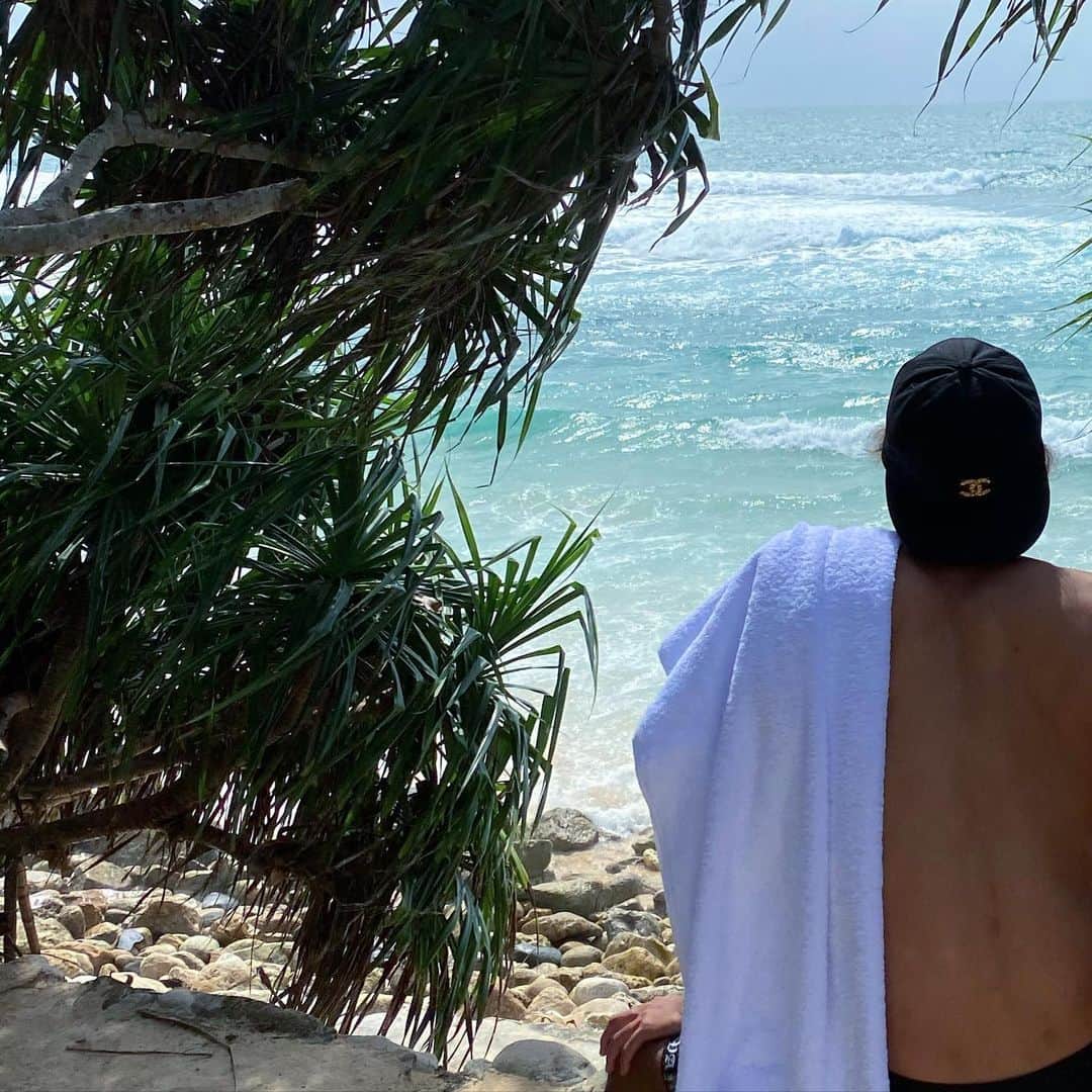 湯川正人のインスタグラム：「秘密基地🪐🪐🪐」