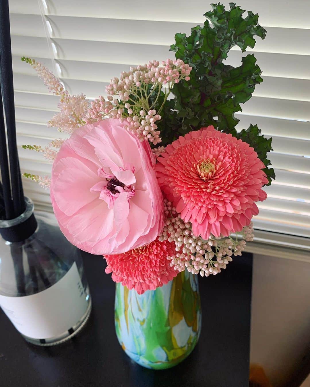 森なな子さんのインスタグラム写真 - (森なな子Instagram)「頂き物☺️ レタス入ってる？？可愛い花束💐 #flower」4月5日 11時41分 - nanako.m1988