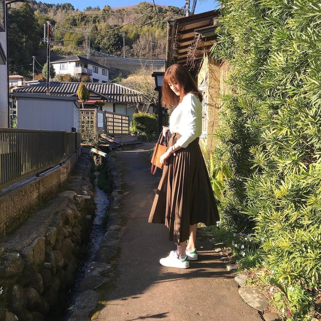 高橋麻美さんのインスタグラム写真 - (高橋麻美Instagram)「. . 髪ばっさばさだ😵」4月5日 11時51分 - charmy421