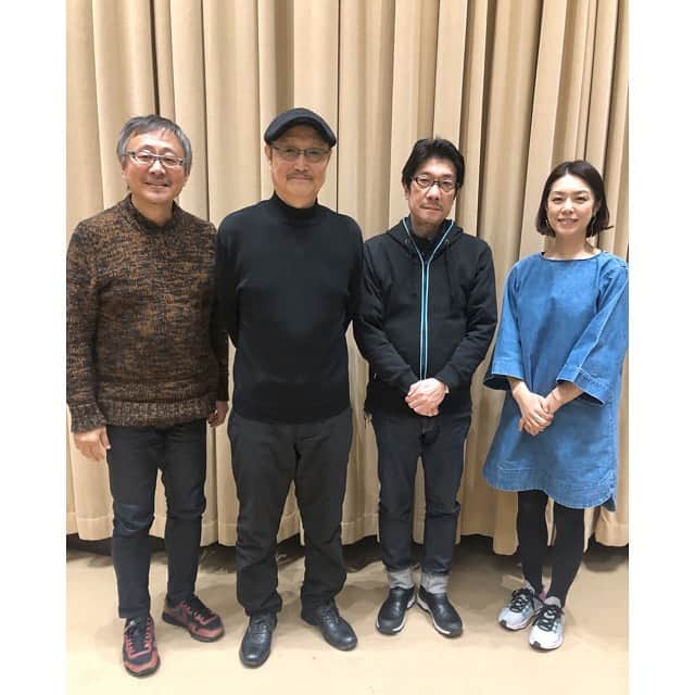 加藤紀子のインスタグラム：「日曜お昼0時15分からは NHK-FM「トーキングウィズ松尾堂」 俳優…石橋蓮司さん、映画監督…阪本順治さんをお迎えして 『「“ハードボイルド”を堪能する』をテーマにお話を伺います！ 石橋蓮二さん主演の映画『一度も撃ってません』のお話からハードボイルド（を語るお二人はなんともチャーミング）とは？ 聞き応えたっぷりの内容、選曲です！ぜひお付き合いください😊  13時55分からは TOKYO-FM「ルノーサンデーボヤージュ 」 この季節に美味しいフランスのお野菜のお話です、こちらも併せてお楽しみください🙏  #トーキングウィズ松尾堂  #ルノーサンデーボヤージュ  #おこもり時間にぜひ」