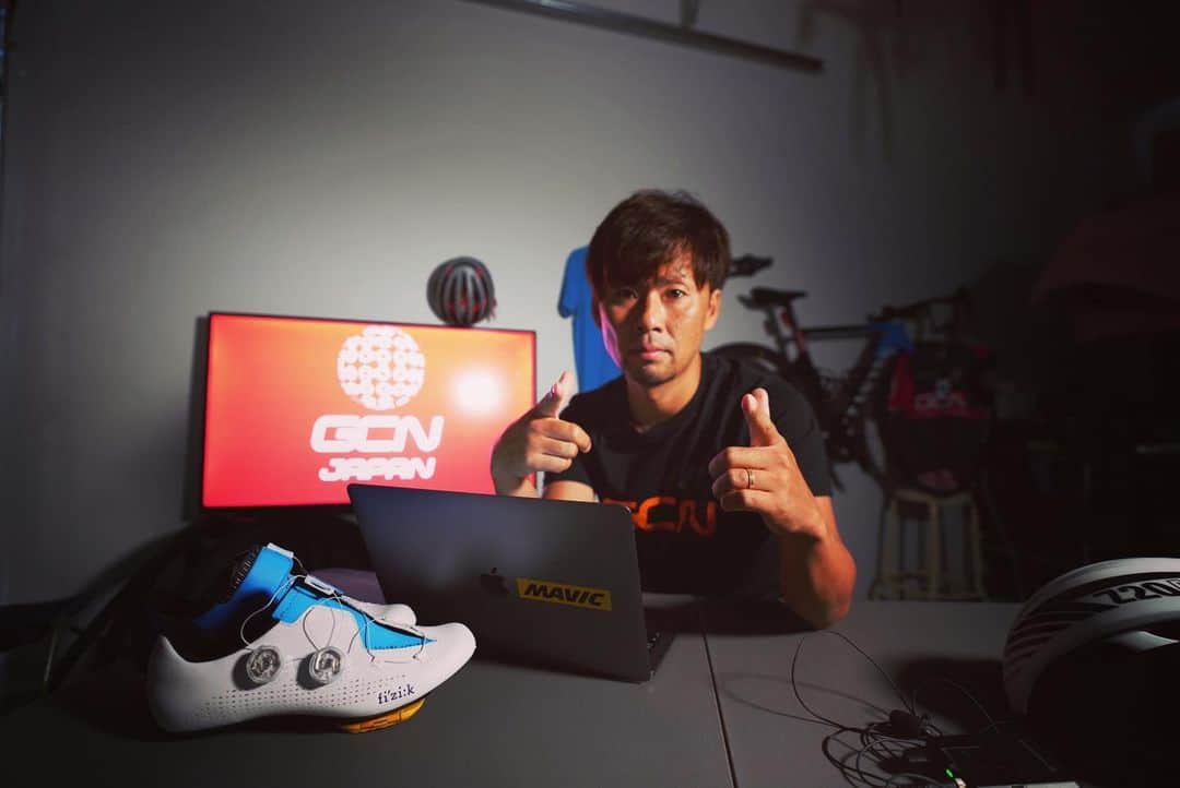 土井雪広のインスタグラム：「皆さん外出自粛期間ですが、家で何してる⁉️⁉️⁉️⁉️ #gcn」