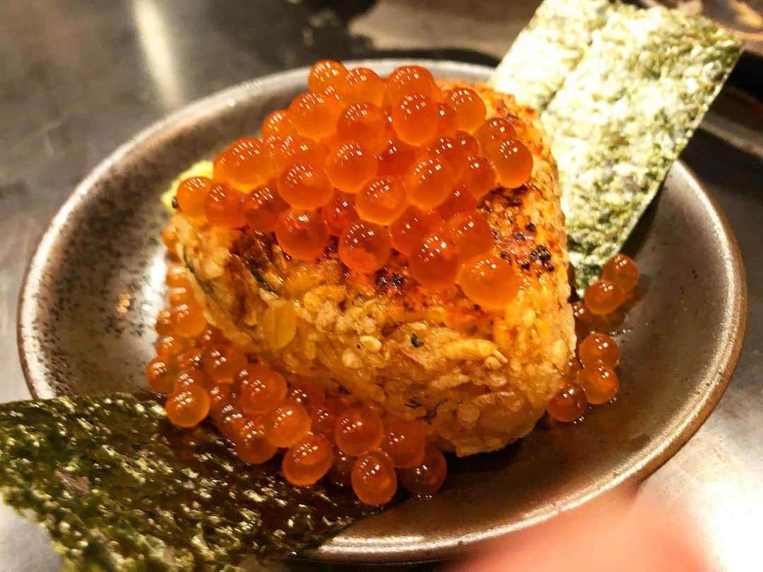 吉田早織さんのインスタグラム写真 - (吉田早織Instagram)「外に出れないので過去の飯テロ投下😋😋😋❤️﻿ やきとんやんぐ 食べログ3.53 いくらーーー(●´ω｀●)❤️﻿ ﻿ #板橋#居酒屋#やきとんやんぐ#肉バル#肉#ワイン#wine#beef#お酒好きな人と繋がりたい 焼肉#赤ワイン#スパークリング#白ワイン#シャンパン#一人飲み#ワイン女子#followme#池袋グルメ#美味しい#ローストポーク#バル#お酒#一人飲み#池袋#立ち飲み#ローストポーク#ピザ#pizza#グルメ#板橋グルメ#グルメ好きな人と繋がりたい #お酒好き女子 #グルメスタグラム」4月5日 13時27分 - saoriyoshida034