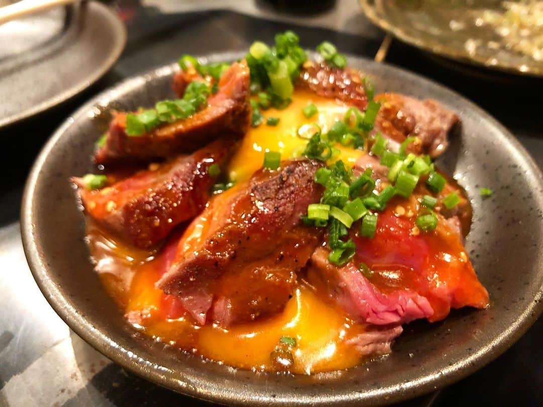 吉田早織さんのインスタグラム写真 - (吉田早織Instagram)「外に出れないので過去の飯テロ投下😋😋😋❤️﻿ やきとんやんぐ 食べログ3.53 いくらーーー(●´ω｀●)❤️﻿ ﻿ #板橋#居酒屋#やきとんやんぐ#肉バル#肉#ワイン#wine#beef#お酒好きな人と繋がりたい 焼肉#赤ワイン#スパークリング#白ワイン#シャンパン#一人飲み#ワイン女子#followme#池袋グルメ#美味しい#ローストポーク#バル#お酒#一人飲み#池袋#立ち飲み#ローストポーク#ピザ#pizza#グルメ#板橋グルメ#グルメ好きな人と繋がりたい #お酒好き女子 #グルメスタグラム」4月5日 13時27分 - saoriyoshida034