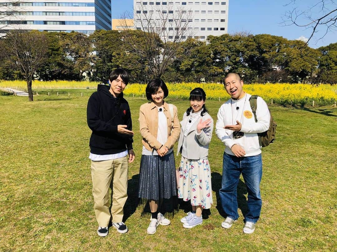 フジテレビ「なりゆき街道旅」さんのインスタグラム写真 - (フジテレビ「なりゆき街道旅」Instagram)「次回4/12（日）12:00~放送のなりゆき街道旅は築地をなりゆき旅！旅人は西村知美&水野真紀&ロッチコカド。絶品築地グルメＳＰ！豪華な海鮮焼きに殻付きウニ、立ち食いホルモン煮に感動！一切れ8000円の超高級鮭を太っ腹購入!?お楽しみに☆ #なりゆき街道旅 #築地 #ハライチ澤部 #西村知美 #水野真紀 #ロッチコカド #グルメ #海鮮焼き #ウニ #ホルモン煮 #鮭」4月5日 14時00分 - nariyuki_kaido_tabi