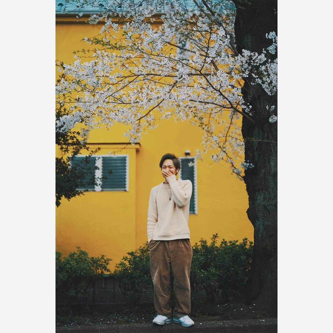 財部亮治さんのインスタグラム写真 - (財部亮治Instagram)「去年の花見の写真。早く安心して外出れるようになるといいな。」4月5日 15時47分 - ryojitakarabe