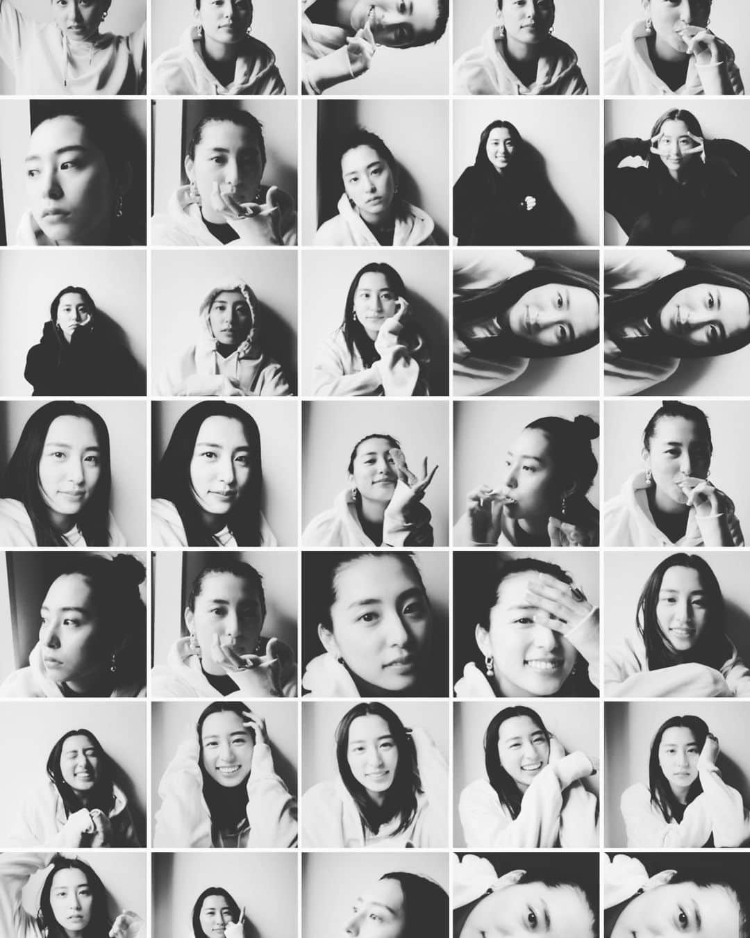 下京慶子のインスタグラム：「🌻 写真は、誰かの自分だから面白い。 ここにいるのは工藤くんのフィルターを通した、私。 私が見ている私とは、ちょっと違う。」