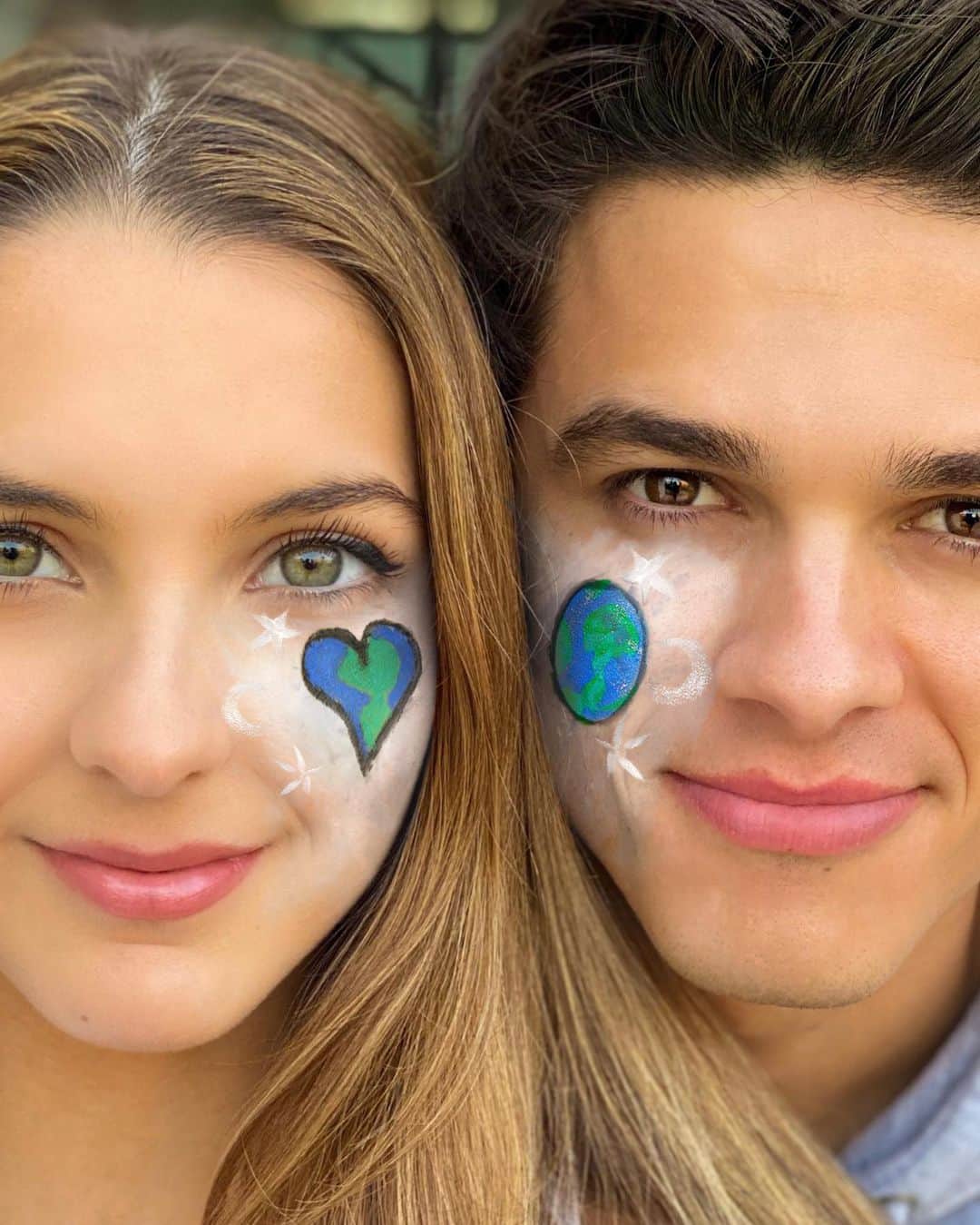Brent Riveraのインスタグラム：「We’re all in this together🌎stay strong❤️ comment your country’s flag :)」