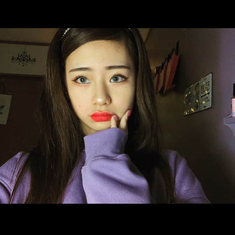 かれんのインスタグラム：「im not just a pretty girl :)」