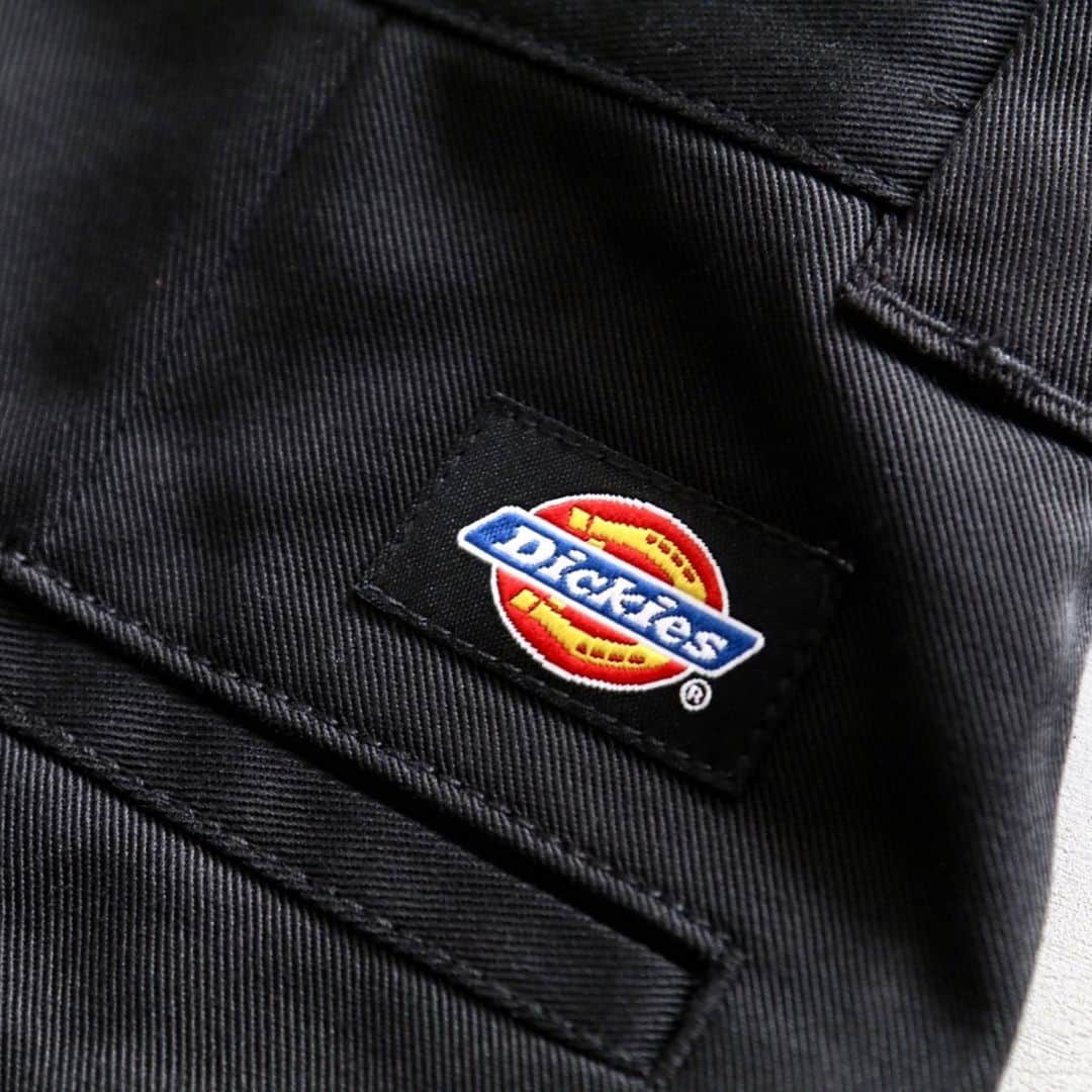 wonder_mountain_irieさんのインスタグラム写真 - (wonder_mountain_irieInstagram)「_ VAINL ARCHIVE × Dickies -ヴァイナル アーカイブ×ディッキーズ- "KENNY-D" ￥17,600- _ 〈online store / @digital_mountain〉 http://www.digital-mountain.net/shopdetail/000000011502/ _ 【オンラインストア#DigitalMountain へのご注文】 *24時間受付 *15時までのご注文で即日発送 *1万円以上ご購入で送料無料 tel：084-973-8204 _ We can send your order overseas. Accepted payment method is by PayPal or credit card only. (AMEX is not accepted)  Ordering procedure details can be found here. >>http://www.digital-mountain.net/html/page56.html _ #VAINLARCHIVE × #Dickies #ヴァイナル アーカイブ #ディッキーズ _ 本店：#WonderMountain  blog>> http://wm.digital-mountain.info/blog/20200405-1/ _ 〒720-0044  広島県福山市笠岡町4-18  JR 「#福山駅」より徒歩10分 (水曜、木曜定休) #ワンダーマウンテン #japan #hiroshima #福山 #福山市 #尾道 #倉敷 #鞆の浦 近く _ 系列店：@hacbywondermountain」4月5日 19時49分 - wonder_mountain_