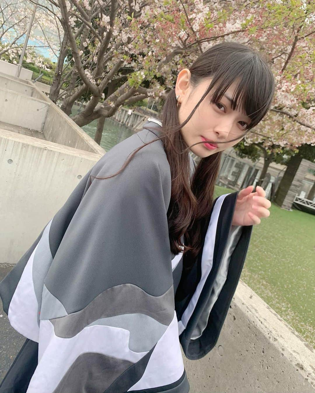 滝口ひかりさんのインスタグラム写真 - (滝口ひかりInstagram)「今日の東京は風が寒かったです。 寒暖差に気をつけてね。  #ゑんら #wyenra #滝口ひかり #takiguchihikari」4月5日 20時09分 - takiguchi_hikari