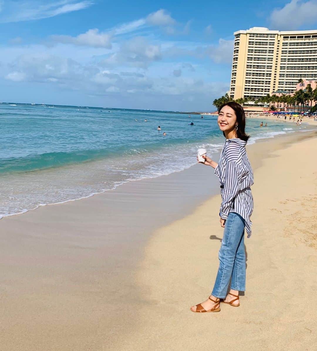 柳田菜月さんのインスタグラム写真 - (柳田菜月Instagram)「. 果てしなく青い海と綺麗な景色が恋しすぎる。。😂🏝 平和な日常に戻りますように。。 . #思い出写真 #hawaii #newicon  #instagood #trip」4月5日 21時16分 - natsuki.3190