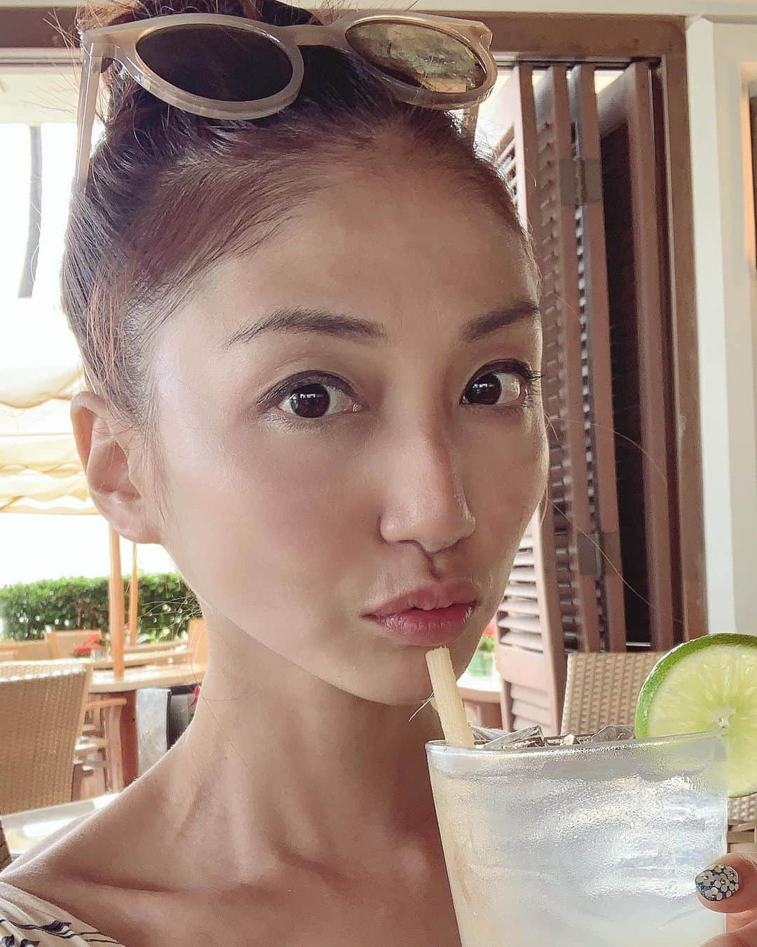 中川愛海さんのインスタグラム写真 - (中川愛海Instagram)「早く元気に外に出て飲める日が来ますように…❤️ 必ずすぐくる！ @ami_nakagawa_  #中川愛海 #一日一回カンパイ」4月5日 21時12分 - ami_nakagawa_