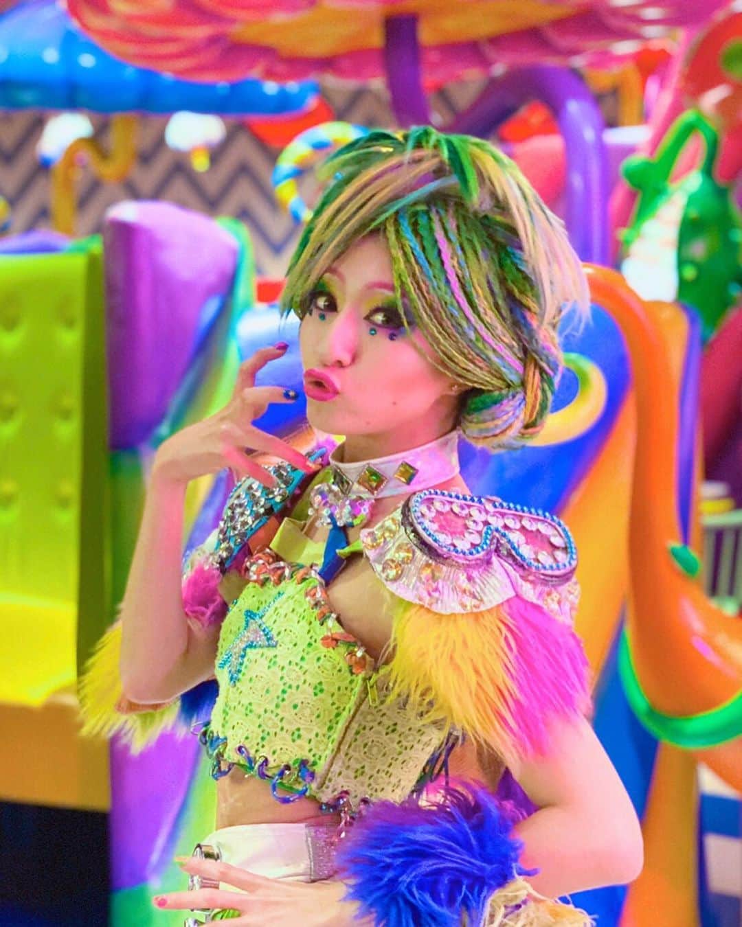 KAWAII MONSTER CAFEのグルメインスタ