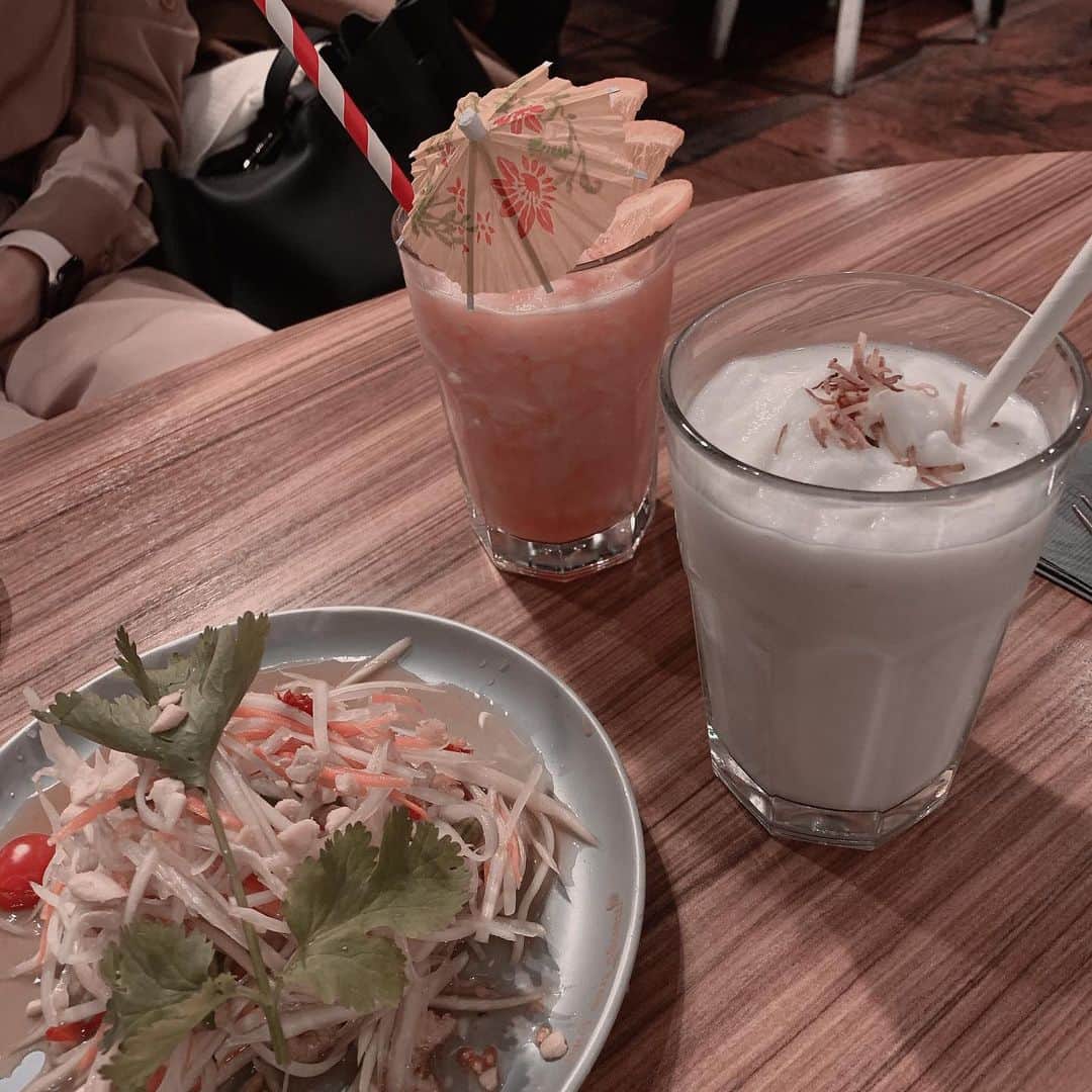 アンジェラ芽衣のグルメインスタ