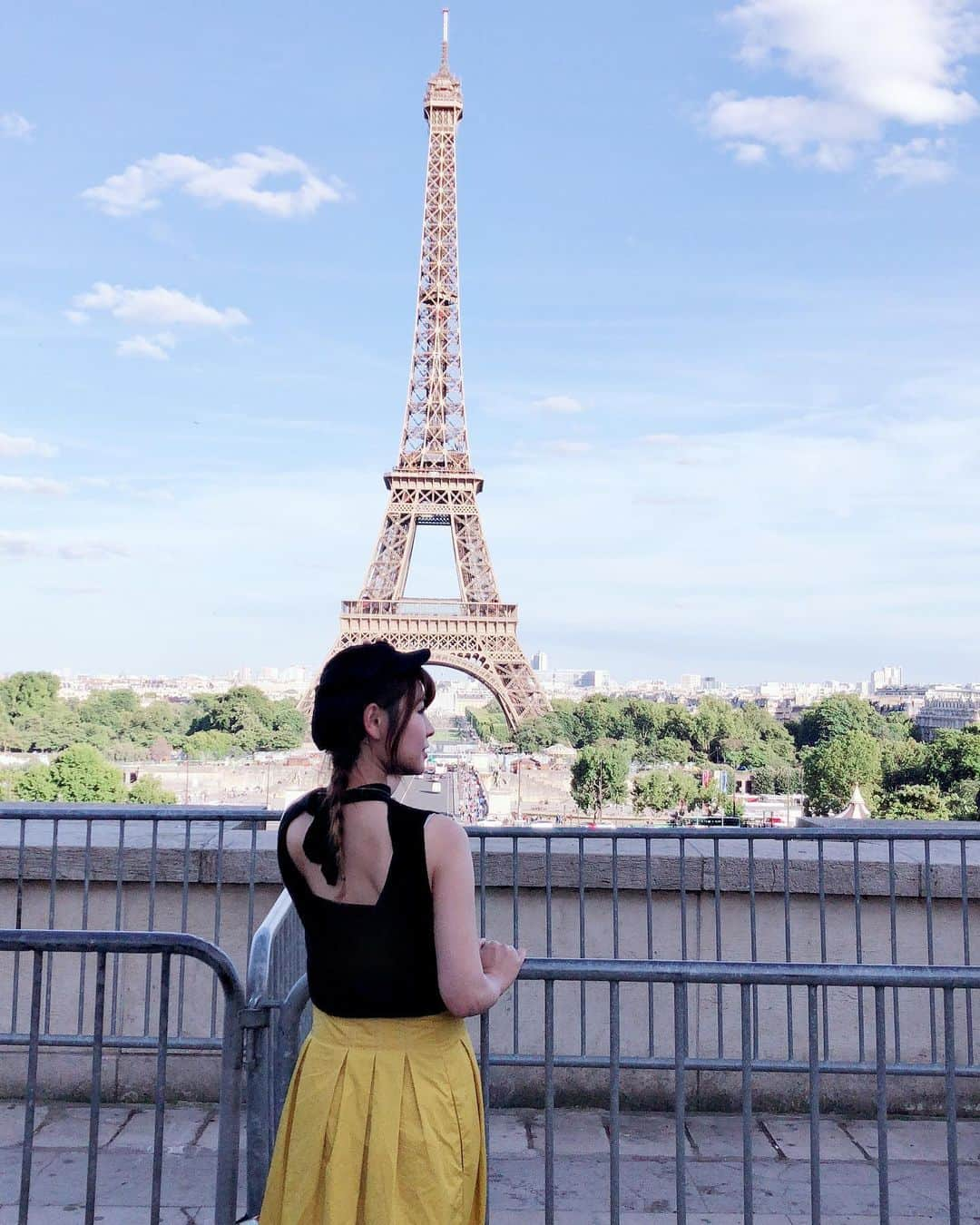 蒼井彩加さんのインスタグラム写真 - (蒼井彩加Instagram)「またフランス🇫🇷行きたいなー 来年こそはボリビア🇧🇴へ行きたい✈️ #自宅待機 #私のカメラロール #France #girl'strip #travelgram #ひまぁー」4月6日 1時08分 - sayaca_aoi1011