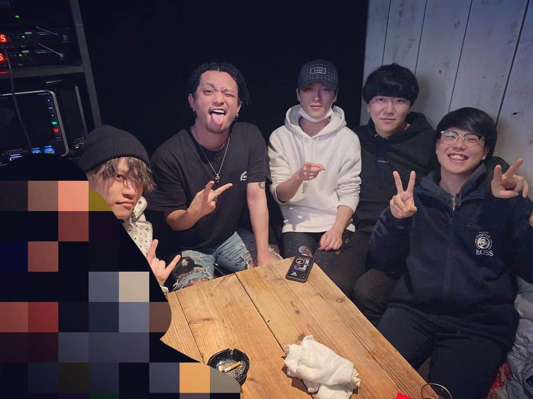 ウマヅラビデオのインスタグラム：「いつぞやの田中聖さんと。楽しいお話ありがとうございました！！ #もう2ヶ月くらい前かな #かなり話が盛り上がったなぁ #ウマヅラビデオ #田中聖 さん」