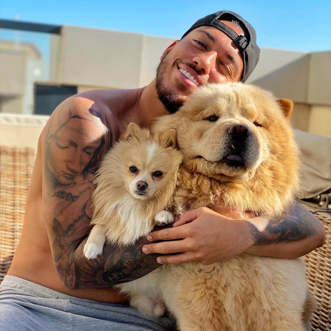 ルベン・ヴェソのインスタグラム：「🦊❤️🦁」