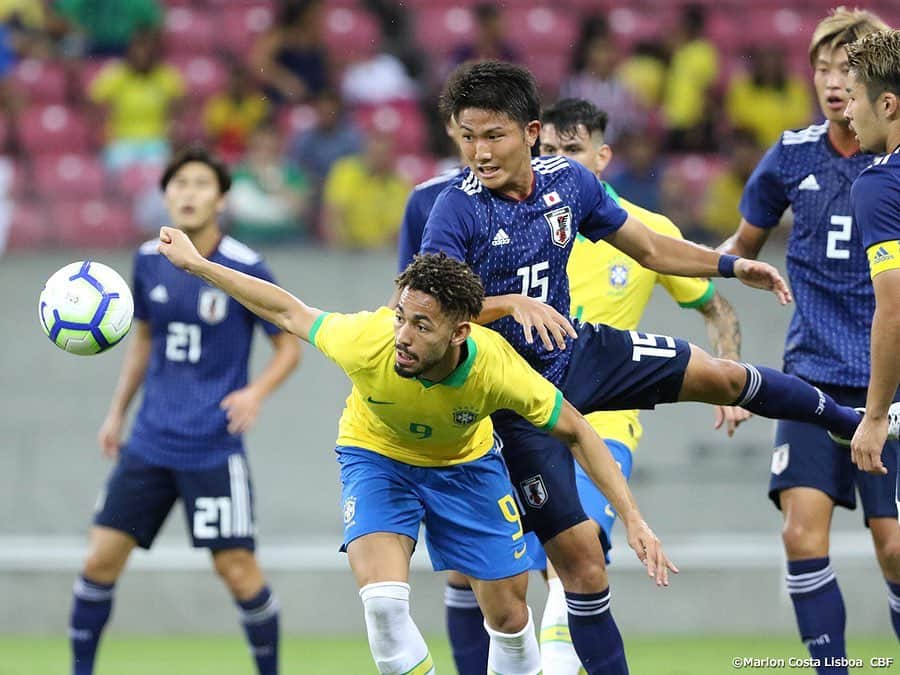 日本サッカー協会さんのインスタグラム写真 - (日本サッカー協会Instagram)「#渡辺剛 選手インタビュー🗣（#ＦＣ東京 ）JFA.jpにて公開中！ ・ JFA.jpでは【東京オリンピックに向けて】と題し、渡辺剛選手インタビューを公開しています。 ・ 昨年10月のブラジル遠征で代表に初選出され、今年1月のAFC U-23選手権タイ2020にも出場したDF 渡辺剛選手に話を聞きました。ぜひご覧ください。 ・ 「僕はこれまで批判される立場にすらいなかった。期待されていたり、代表としての責任を背負っているからこそ批判されるわけで、自分の立ち位置の変化も感じられたし、その批判がモチベーションにもなっています。」 ・ #jfa #daihyo #u23日本代表 #fctokyo」4月6日 12時09分 - japanfootballassociation