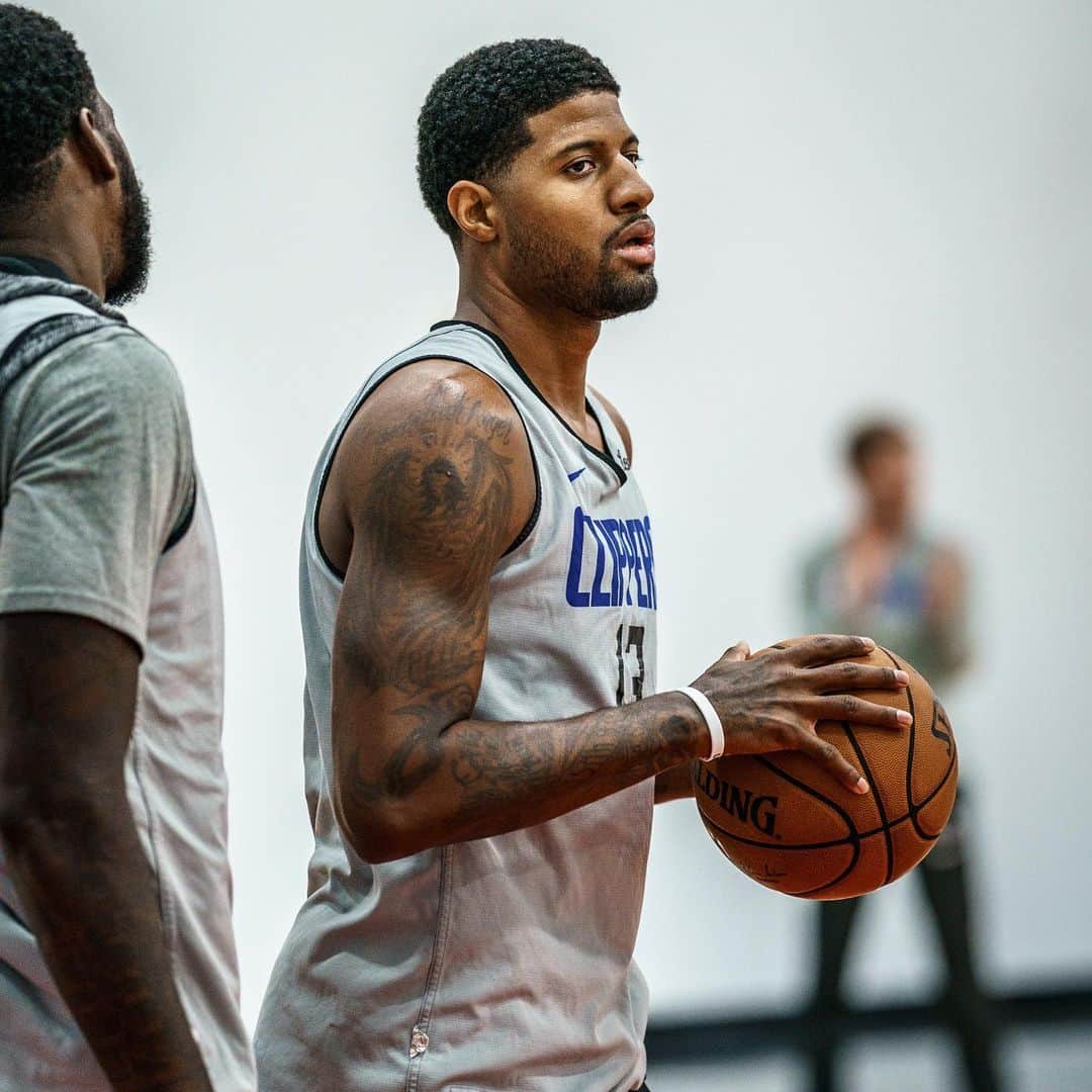 ポール・ジョージのインスタグラム：「Missing the grind. Missing the game.」