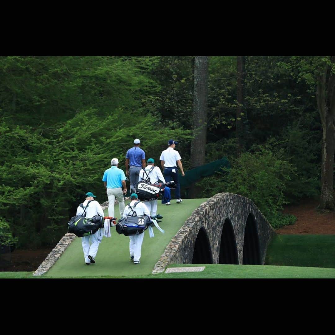 ジャスティン・トーマスのインスタグラム：「Well, it finally hit me this won’t be happening next week. Everybody #stayathome, follow the guidelines, and stay healthy so this gets by as soon as it can.  In the mean time... Masters highlights ALL WEEK PLEASE @espn @golfchannel  Thanks in advance, Sports fans」