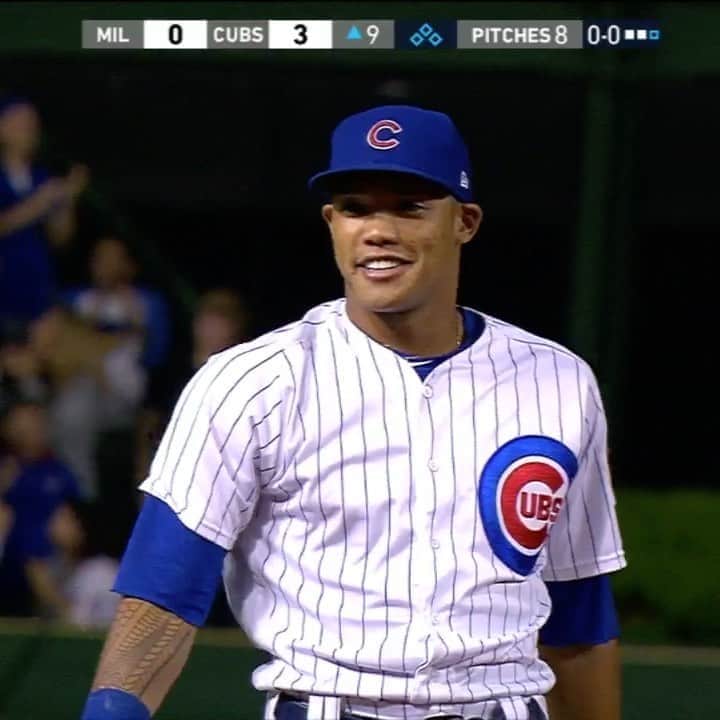 アディソン・ラッセルのインスタグラム：「Miss this feeling and missing baseball ⚾️❤️🙏🏽」