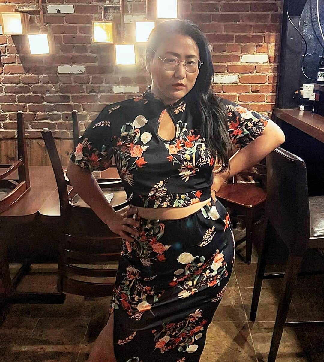 藤井美穂のインスタグラム：「I ain’t your orange chicken.  @sheinofficial @sheincurve #SHEIN#SHEINgals http://shein.top/mv2pgiv unique code: mihofujiQ2 Extra 15% OFF any purchase」