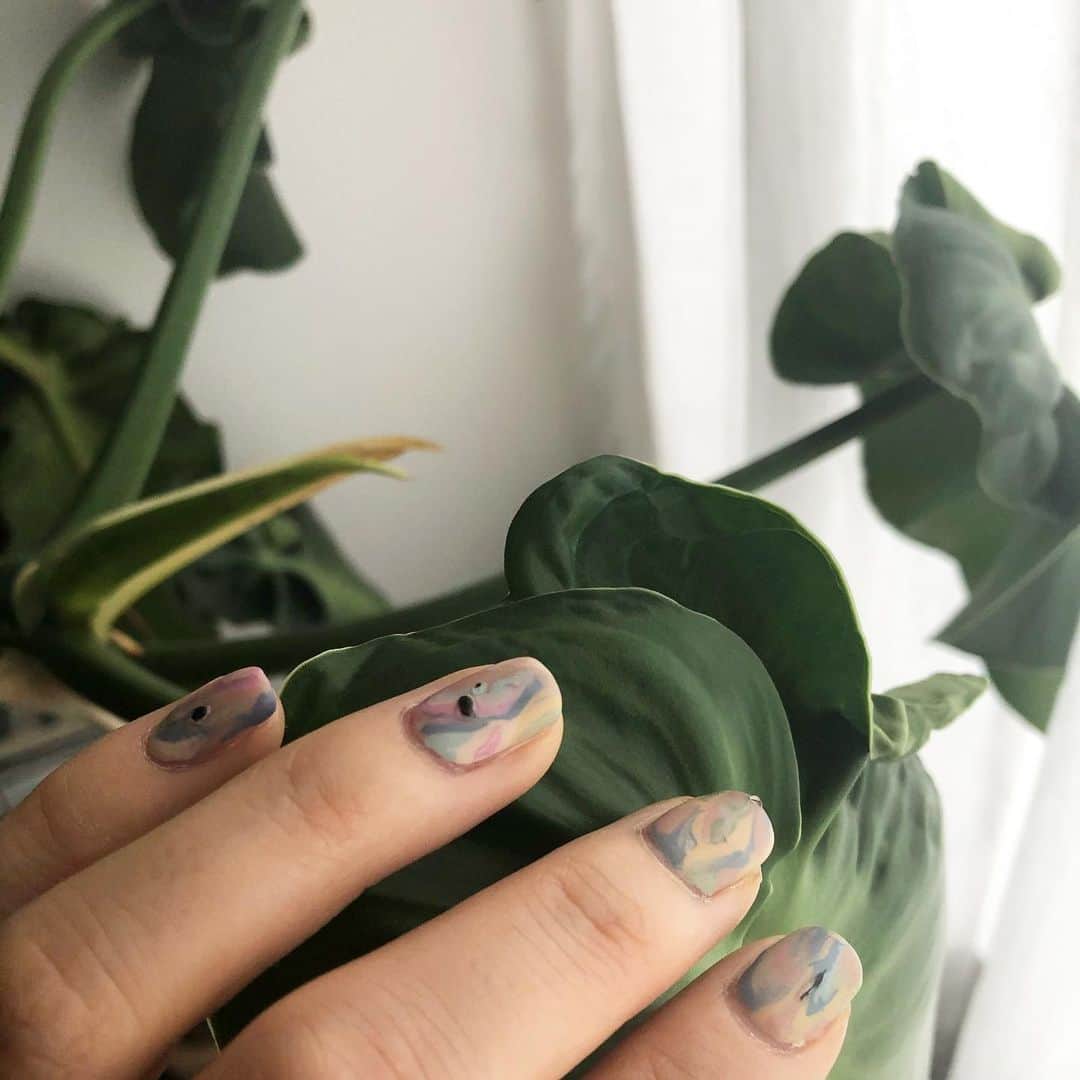 関根祥子さんのインスタグラム写真 - (関根祥子Instagram)「🌿🎨● #mojonail#nail#nails」4月6日 10時49分 - mojonail_shokosekine
