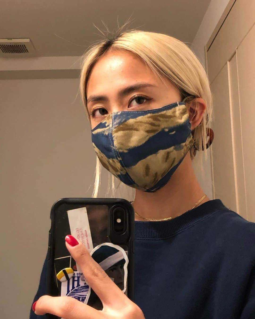 mao mitsuiさんのインスタグラム写真 - (mao mitsuiInstagram)「I found my special mask💙🔥 @winiche #N95」4月6日 20時40分 - maointhepark