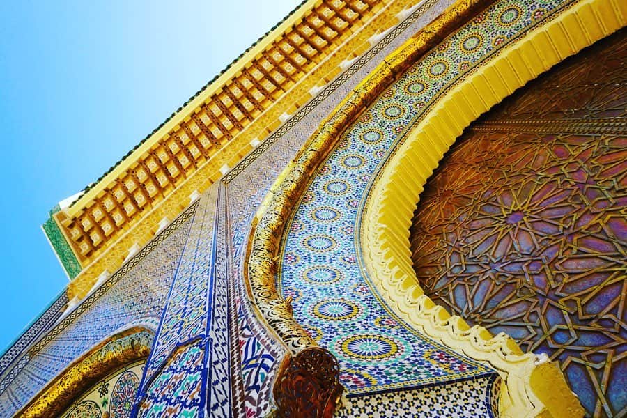 谷中麻里衣さんのインスタグラム写真 - (谷中麻里衣Instagram)「More from Morocco last summer ☀️ Gates to Dar al-Makhzen, the king’s palace in Fez ✨ . フェズにあるモロッコの王宮🇲🇦 門が圧巻でした😊 . #モロッコ #モロッコ旅行 #フェズ #morocco」4月6日 21時03分 - marieyanaka