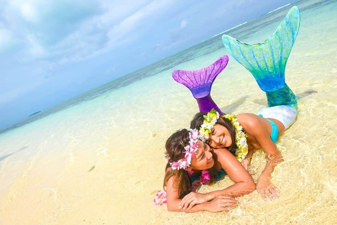 のインスタグラム：「マリアナの白い砂浜と青い海は「マーメイドフォト」の最高の舞台！⁠ 女の子なら一度は憧れる人魚姫。ほとんど人の手が入っていない、自然を感じられるサイパンのビーチで幼い頃の夢を叶えよう♡⁠ .⁠ 📷 Photo by Saipan Mermaids @saipanmermaids670⁠ .⁠ #MarianasStrong⁠ .⁠ #サイパン #テニアン #ロタ #サイパンマーメイド #マーメイドフォト #マーメイド体験 #ビーチ #女子旅 #サイパン旅行 #観光 #海外旅行 #ビーチリゾート #ビーチライフ #人魚姫 ⁠ #saipan #tinian #rotaisland #mermaidphotoshoot #northernmarianaislands #beach #islandlife #islandgirl #trip #aroundtheworld #tropic #summerlife #sandybeaches」