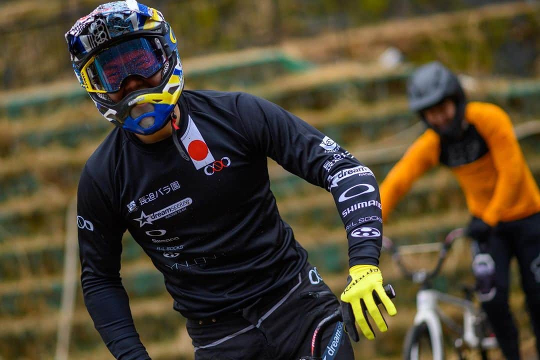 長迫吉拓さんのインスタグラム写真 - (長迫吉拓Instagram)「I’m out from 2weeks of quarantine and straight to the bmx track...」4月6日 14時31分 - yoshi993nagasako