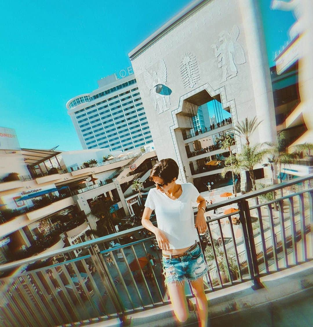 ナタリア・ザビアコさんのインスタグラム写真 - (ナタリア・ザビアコInstagram)「☀️🌴🌆 #losangeles #summer2019 #memories #stayhome」4月6日 17時39分 - natalia_zabiiako