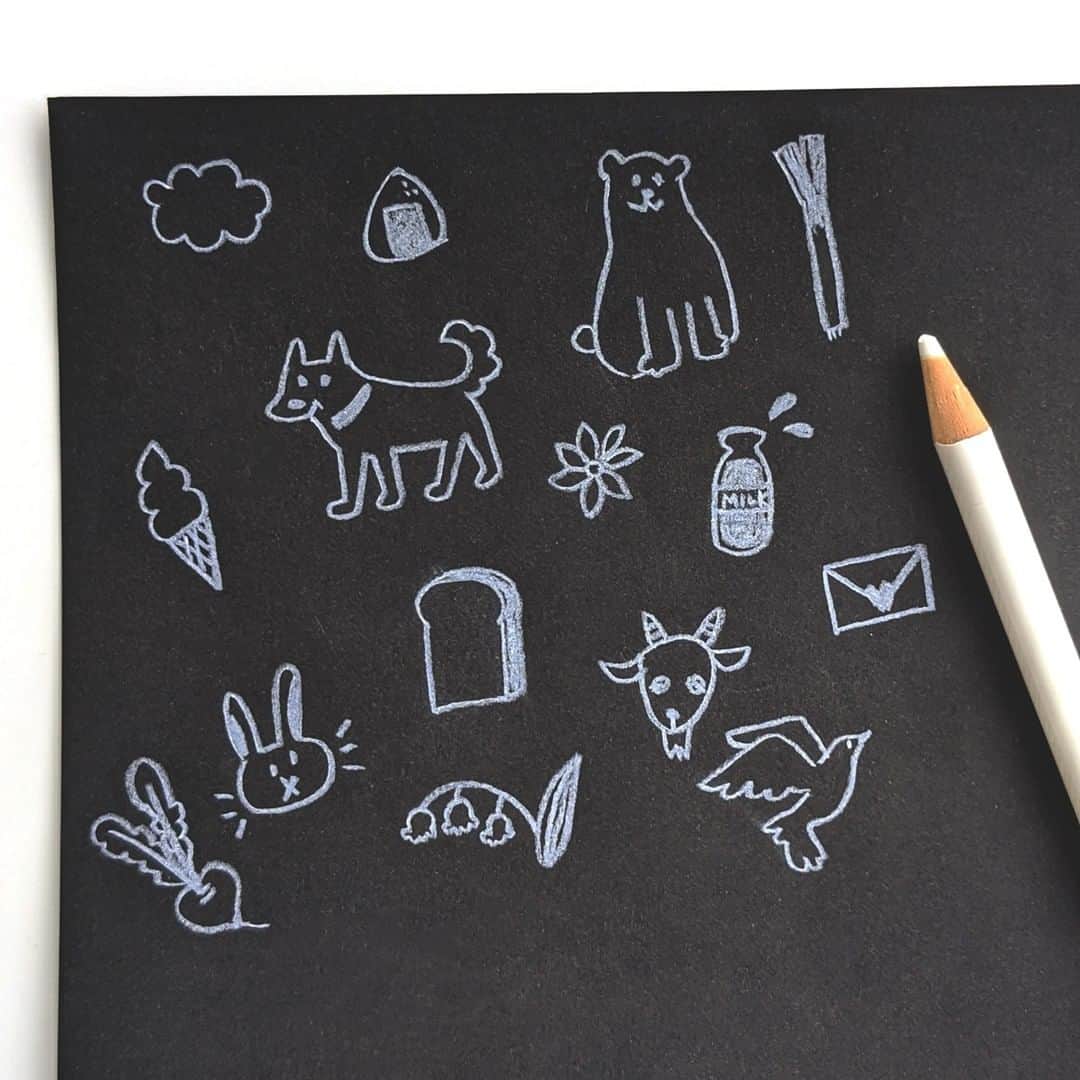 トンボ鉛筆さんのインスタグラム写真 - (トンボ鉛筆Instagram)「4月6日は #白の日 色鉛筆の「白」でゆるイラスト✏️ 色鉛筆の風合いを生かして太めの線で描いてみました。 黒い紙やクラフト紙などに描くのがおすすめです◎ . . . #色鉛筆画 #色鉛筆イラスト #ゆるイラスト #簡単イラスト #白ペン #doodle #doodlesofinstagram #illustration #illustrator #イラストレーター #落書き #らくがき #いらすとぐらむ #イラストグラム#文房具好き #ドットワンポイント #ノート術 #手帳術 #手帳の中身 #bulletjournalcommunity #bujoinspire #手帳ライフ #手帳好きさんと繋がりたい」4月6日 17時58分 - tombowpencil