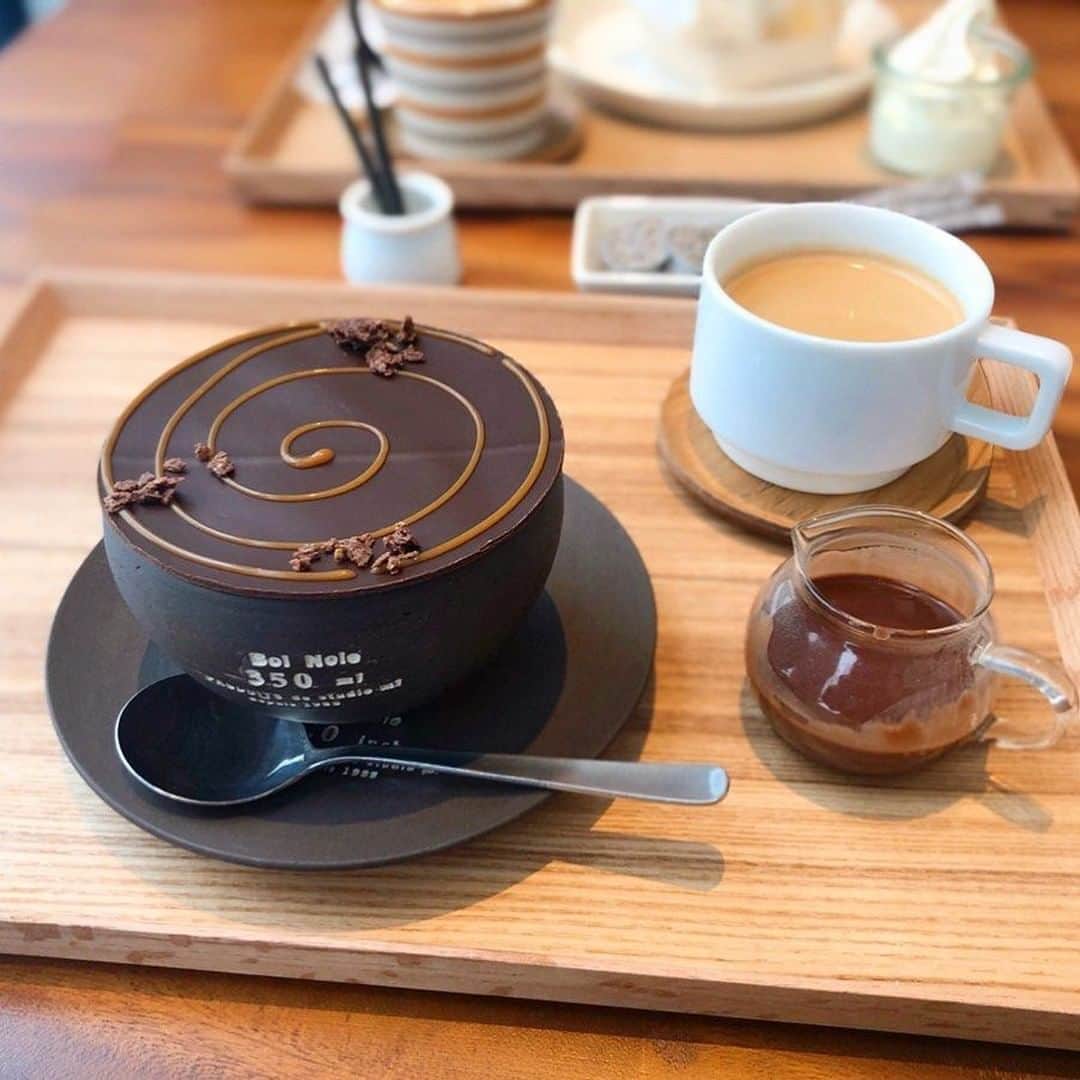 LeTRONC ルトロンのグルメインスタ