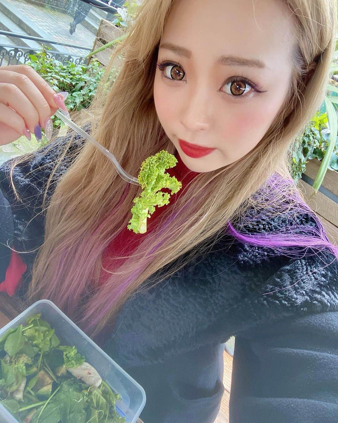 KEIさんのインスタグラム写真 - (KEIInstagram)「夜ご飯はもう食べたー？🍀 . この写真の時は、まさか、 外でご飯食べれなくなる日が 来ると思ってもなかったから 本当に何気ない日常の有り難みを日々感じます。。 . . 私はとっても元気だよっ🌞 みんなもいっぱい食べて元気でいてねっ✨ . . #cyberjapan #cjd_kei #cjd #サイバージャパン #サイバージャパンダンサーズ #けいさんぽ #けいでーと」4月6日 20時16分 - kei_oktwins