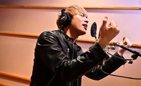 FM802さんのインスタグラム写真 - (FM802Instagram)「#FM802 × TSUTAYA ACCESS!🌸 🎧iri 🌱奥田民生 👟TAKUMA(10-FEET) 🥤破壊(グループ魂) 🌕ハナレグミ ⛓牧 達弥(go!go!vanillas) の歌唱写真をHPで公開📸  あなたの春を応援するオリジナルソング、今年はレディオカリーが歌い繋ぐ『僕のBUDDY!!』🚗 🔻ここからチェック👀 funky802.com/access/」4月6日 20時21分 - fm802_pr