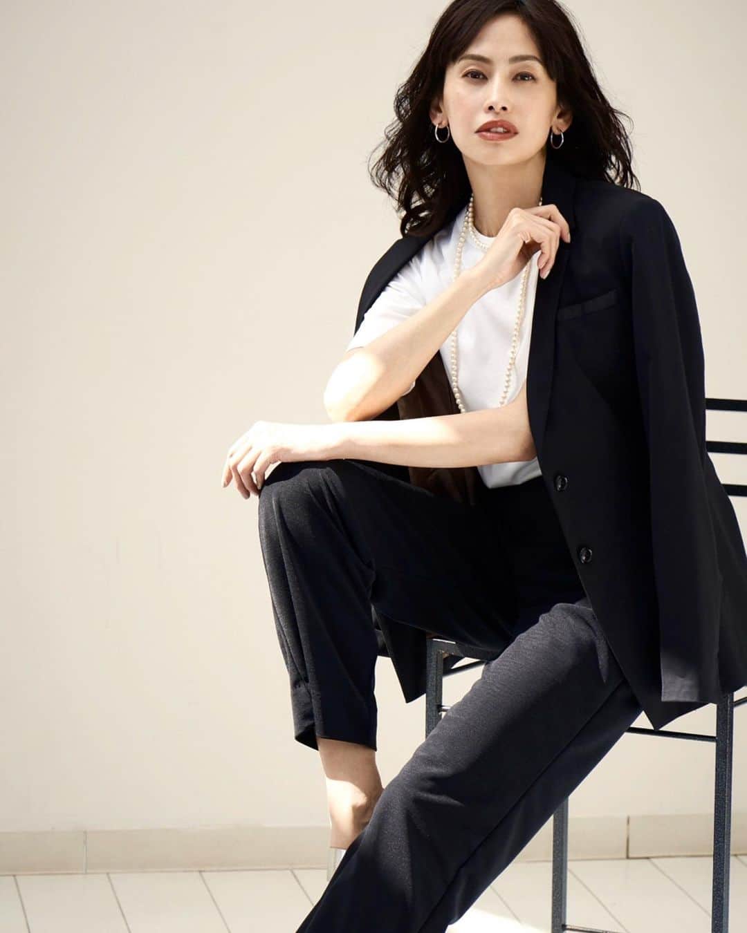 高橋里奈さんのインスタグラム写真 高橋里奈instagram 4月10日 金 Pm9時からcsショップチャンネルにて Rina Prive リナプリべ春夏物をご紹介します 去年好評だったノースリーブシャツを新しく着心地良いtシャツにデザインしました 夏は太陽の下でtシャツを着