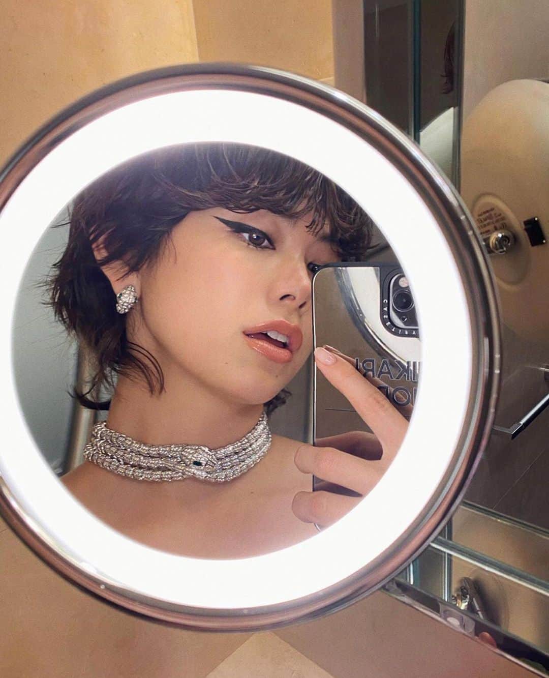 のインスタグラム：「@bulgari  #hikarimori  #森星　 #Hair #makeup #milano #懐かしい　#思い出 #mifunemake」