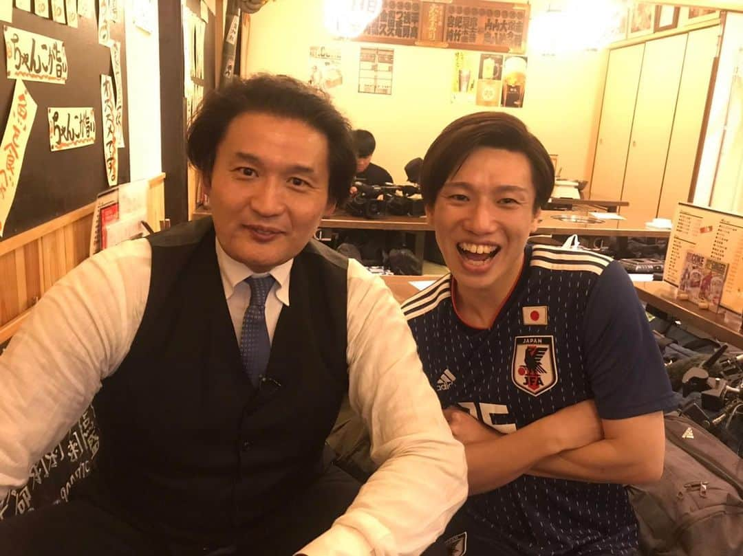 渡邊賀崇（トキヨアキイ）さんのインスタグラム写真 - (渡邊賀崇（トキヨアキイ）Instagram)「‪「有吉ゼミ」見ていただきありがとうございましたー！！！‬ ‪貴乃花親方と＼(^o^)／‬ #トキヨアキイ #ものまねJAPAN #大迫勇也 選手 #有吉ゼミ #元横綱 #貴乃花親方 #ギャル曽根 さん #巻誠一郎 さん #じゅんいちダビッドソン さん #浅野千秋 #はんぱないって」4月6日 23時18分 - yoshi_tokiyo