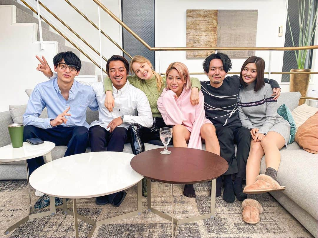 金尾玲生さんのインスタグラム写真 - (金尾玲生Instagram)「.﻿ ﻿ I’m join to the Terrace house Tokyo 2019-2020 🏠🏠🏠﻿ ﻿ テラスハウス東京に入居しました！﻿ ﻿ お見苦しい事もあるかもしれませんが﻿ みんなみてね✌︎﻿ メンバーのみんなお願いします🙋🏽‍♂️🙇🏽‍♂️ ﻿ #terracehouse ﻿ #テラスハウス﻿ #テラハ﻿」4月7日 0時01分 - reokanao