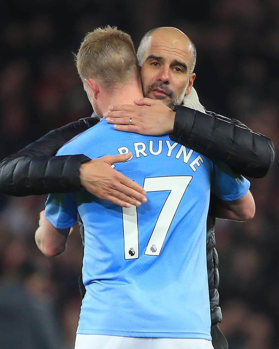 ケヴィン・デ・ブライネのインスタグラム：「Thoughts are with Pep and his family at this time. One team.」