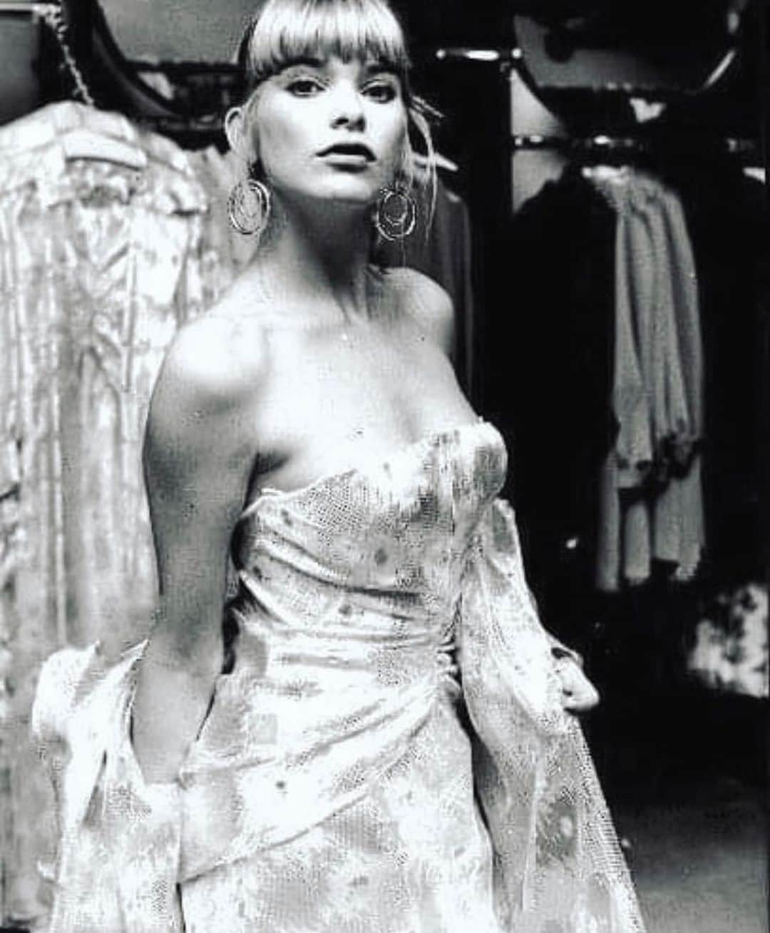 ルーファス・テイラーのインスタグラム：「Happy Birthday to the coolest woman I know. Love you Mum xxx」