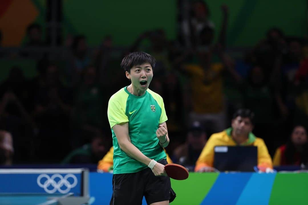 リン・グイのインスタグラム：「Happy world table tennis day 🏓️ #tbt #worldtabletennisday #rio2016」