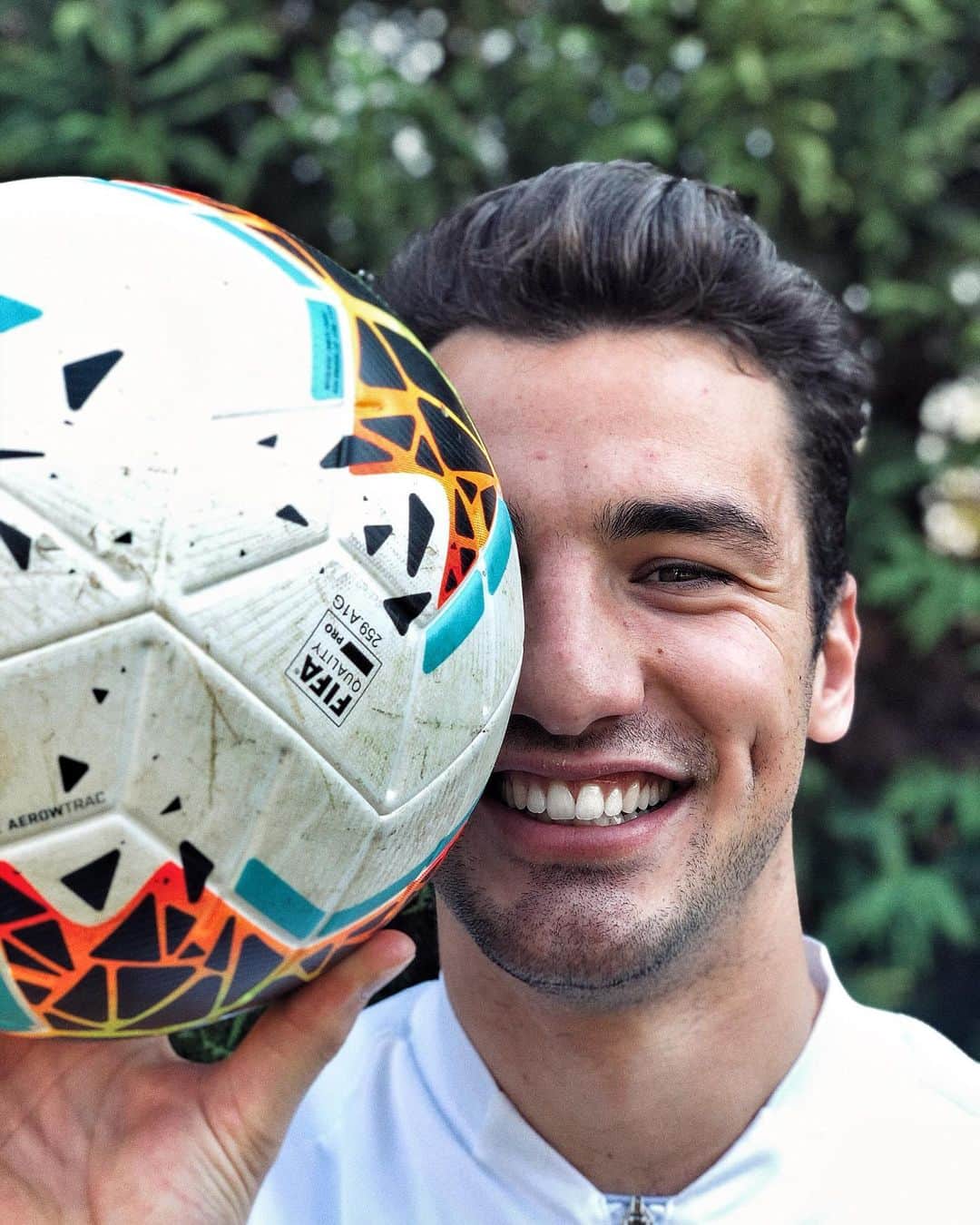 フェデリコ・ボナッツォーリのインスタグラム：「My only half! ⚽️❤️」
