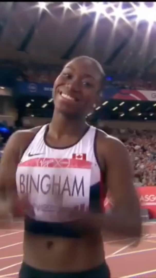 カミカ・ビンガムのインスタグラム：「Baby Bings 😫😂 My not-so Rapid Round interview with @anson_henry ! #tbt #track #interview #funny」