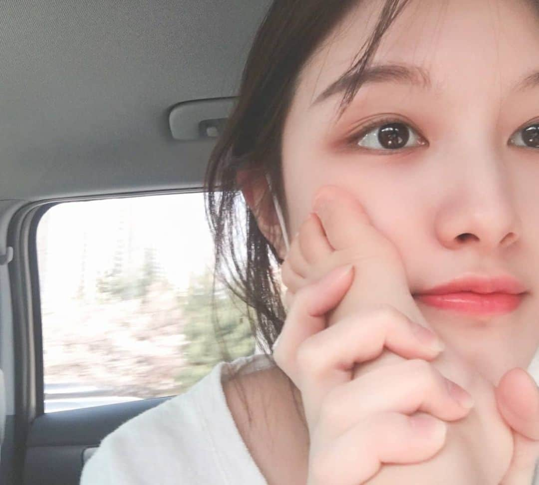 オ・スンヒさんのインスタグラム写真 - (オ・スンヒInstagram)「꼬모꺼」4月7日 15時12分 - ohseunghee_official_