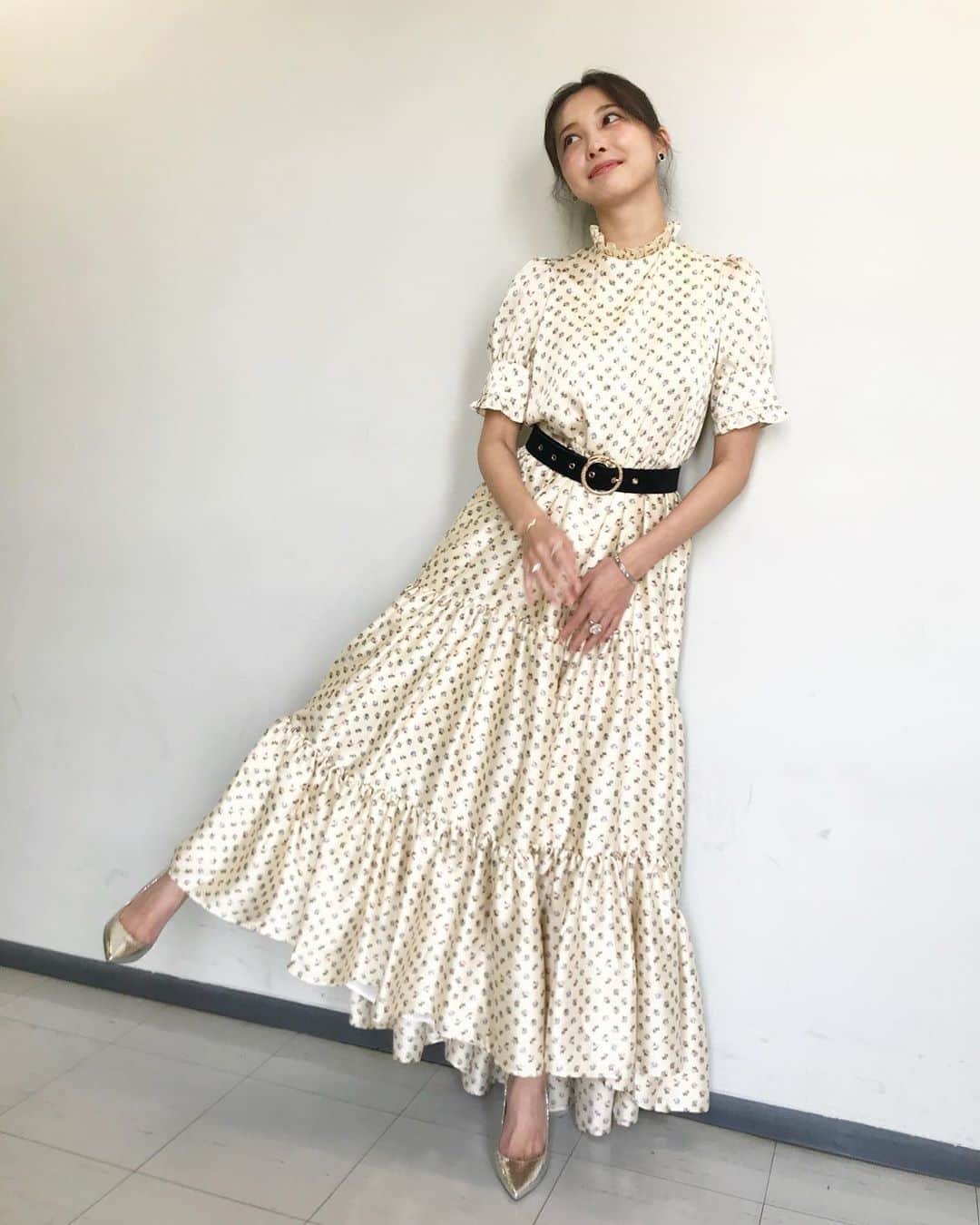 大石絵理のインスタグラム：「今夜のトリニク衣装です🍳🧁🩰🎼 と思ったら、今夜報道ステーションが繰り上げになるため放送日が変更だそうです😢また改めてお知らせしますね！！ 教えてくれた方々、ありがとうございます❣️」