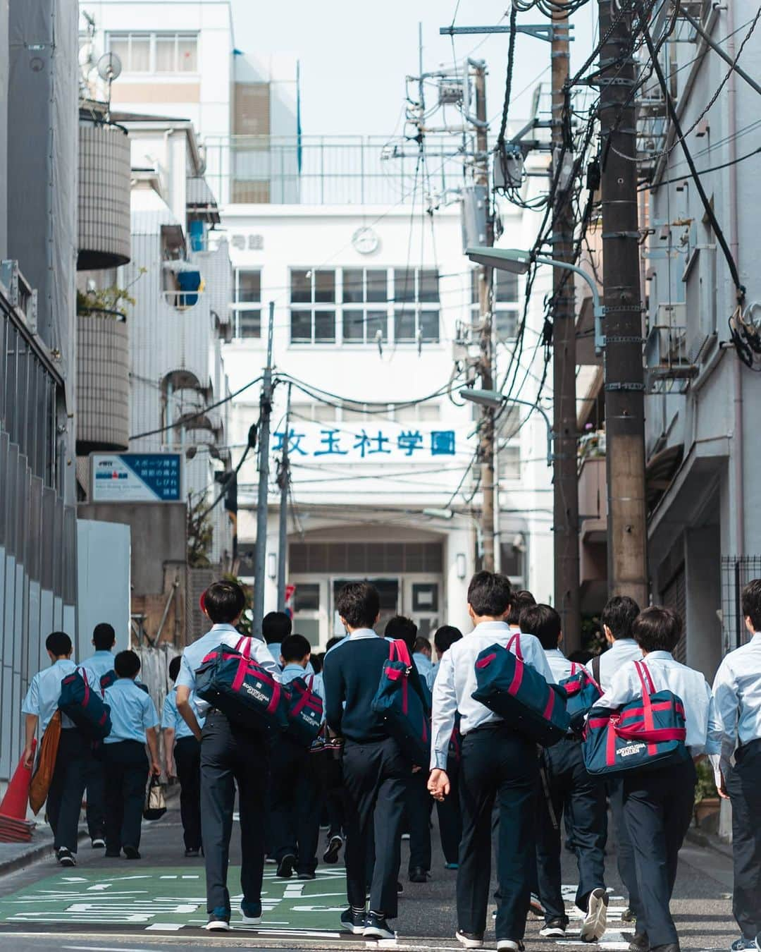 Joshさんのインスタグラム写真 - (JoshInstagram)「It was supposed to be the start of a new school year this week. . . . . . #東京 #東京カメラ部 #日本 #写真部 #不動前 #ourmoodydays #streetframe #streetclassics #streets_vision #urbanromantix #urbanandstreet #citygrammers #killyourcity #discoverjapan #discovertokyo #streetmobs  #japan_vacations #urban_shutter #tokyocameraclub #streetdreamsmag #japan #citykillerz #street_focus_on #streetgrammer #visitjapanjp #explorejapan #fatalframes #agameoftones #rawurbanshots #japanawaits」4月7日 11時59分 - joshtaylorjp